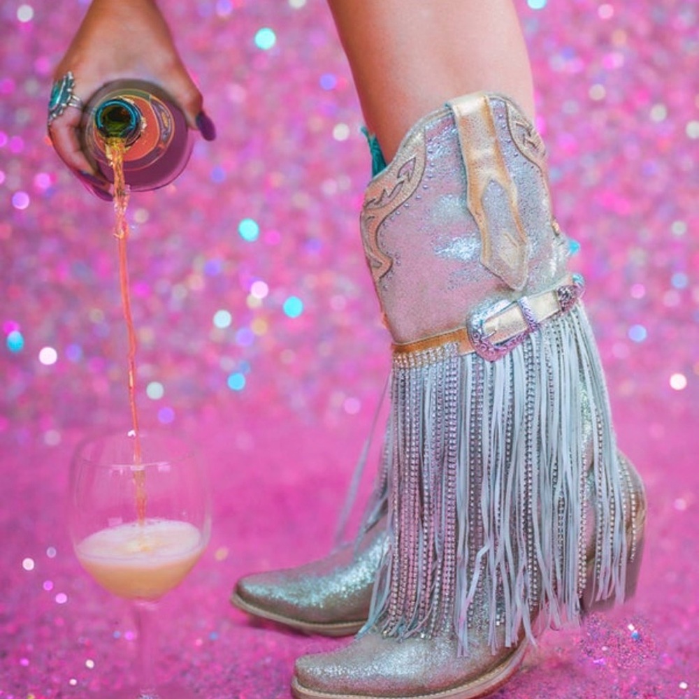 Corral Buckle Up Silver Fringe Cowboy Boots